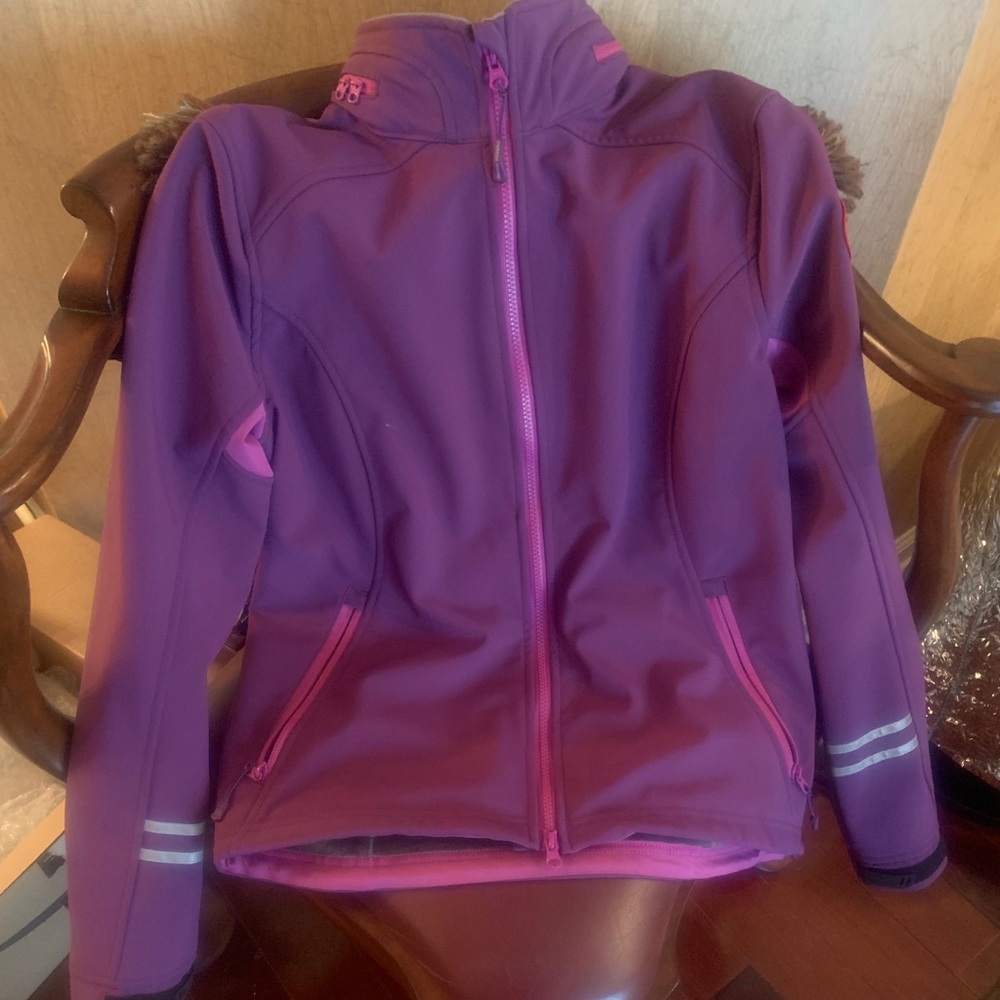 Women’s Canada Goose Softshell Jacket